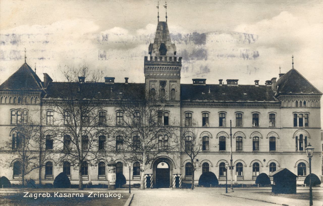 Vojarna Zrinskog, oko 1930.-1935. godine, Kolodvorska ulica (današnja ulica Republike Austrije)